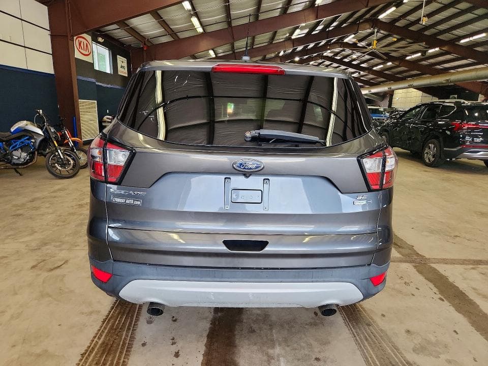2017 FORD ESCAPE SE 6