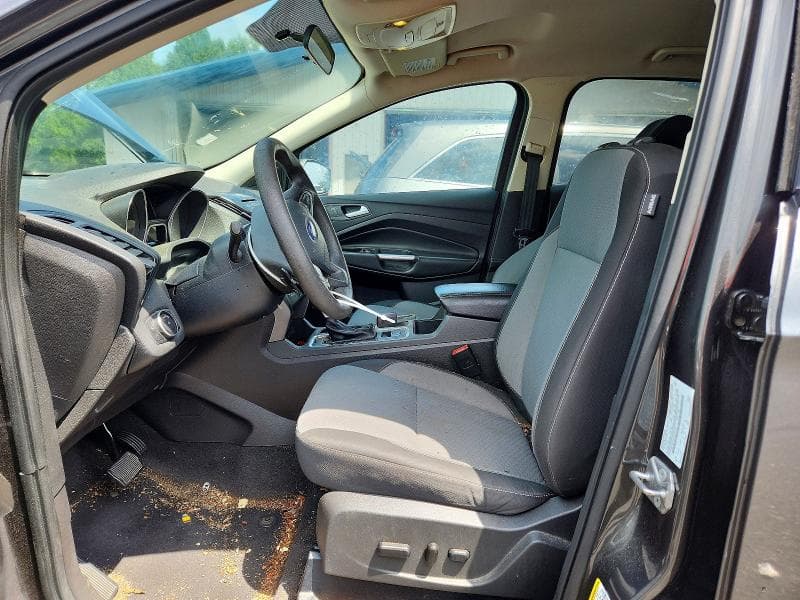2017 FORD ESCAPE SE 7