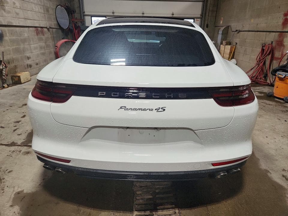 2019 PORSCHE PANAMERA 4S 6