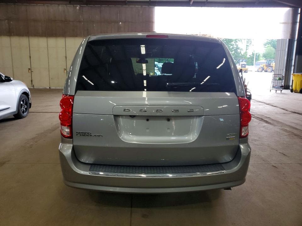 2018 DODGE GRAND CARAVAN GT 6