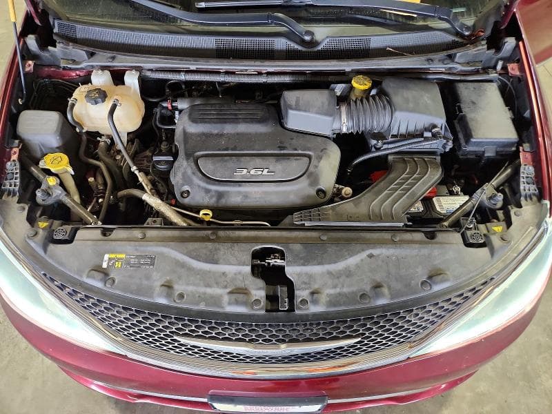 2018 CHRYSLER PACIFICA LIMITED 12