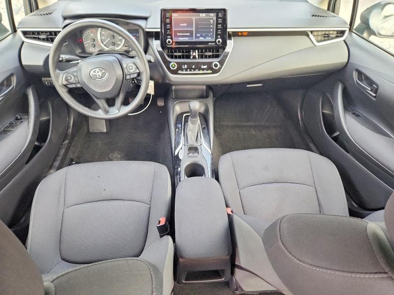 2022 TOYOTA COROLLA LE 8