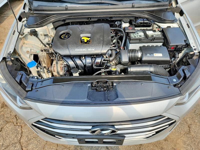 2018 HYUNDAI ELANTRA SE 11