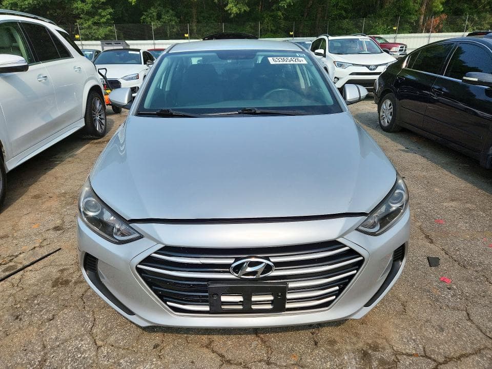2018 HYUNDAI ELANTRA SE 5