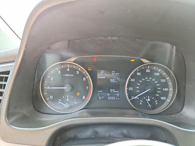 2018 HYUNDAI ELANTRA SE 9