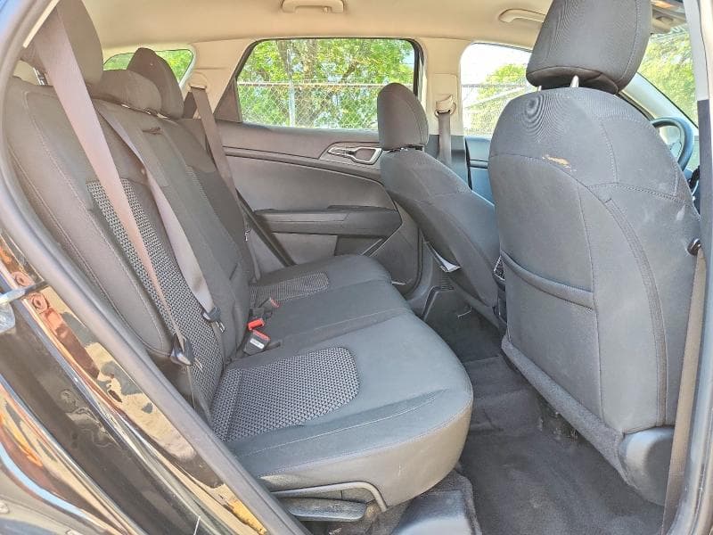 2023 KIA SPORTAGE LX 11