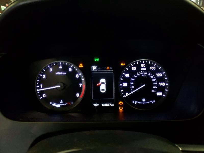 2017 HYUNDAI SONATA LIMITED 9