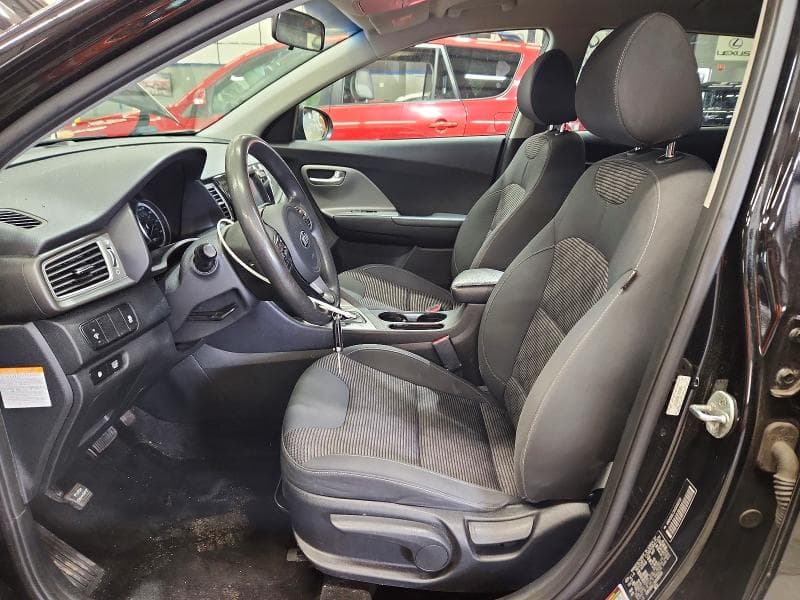 2017 KIA NIRO FE FE 8