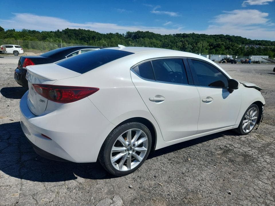 2017 MAZDA 3 TOURING 3