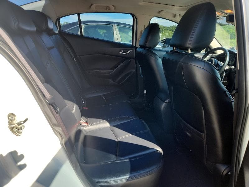 2017 MAZDA 3 TOURING 10