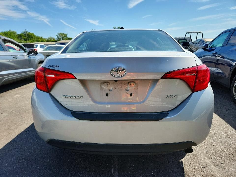 2019 TOYOTA COROLLA XLE 6