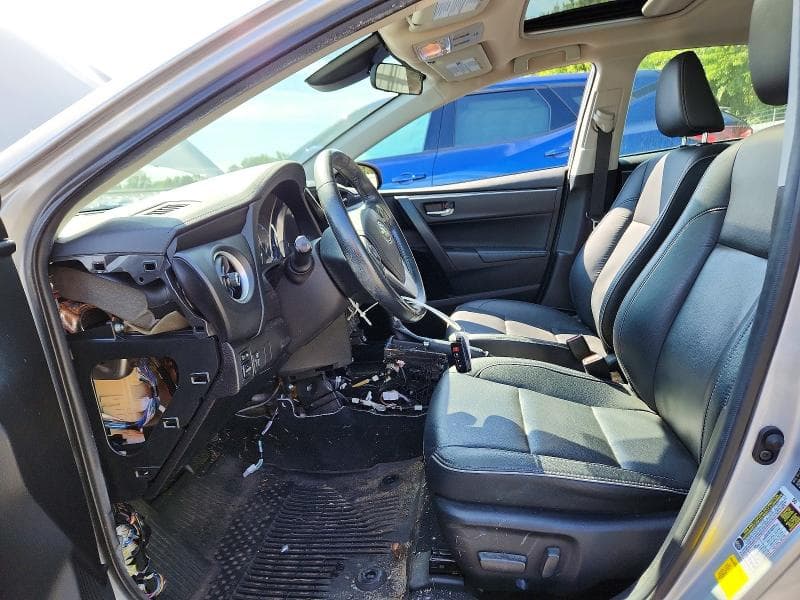 2019 TOYOTA COROLLA XLE 7