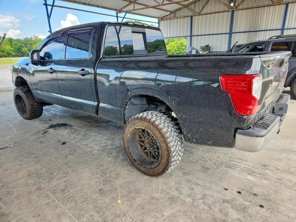 2017 NISSAN TITAN XD SV 2