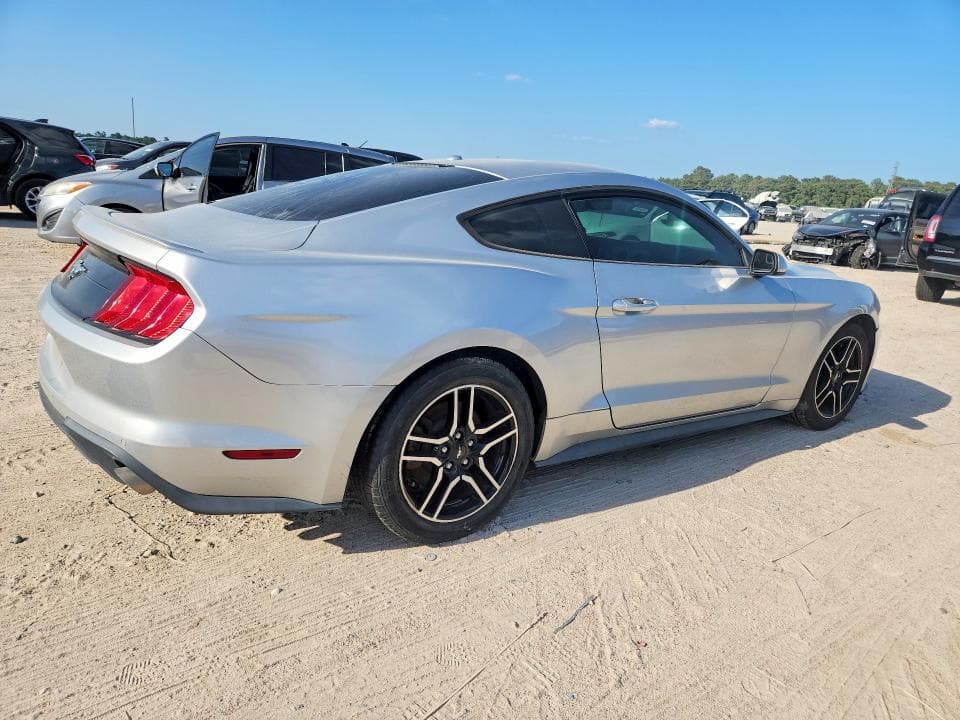2019 FORD MUSTANG 3