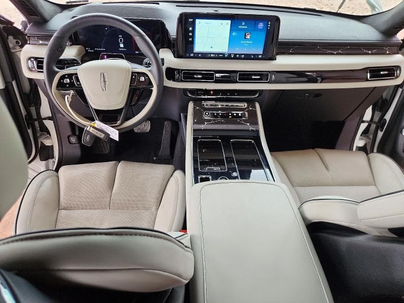 2025 LINCOLN AVIATOR BLACK LABEL 8