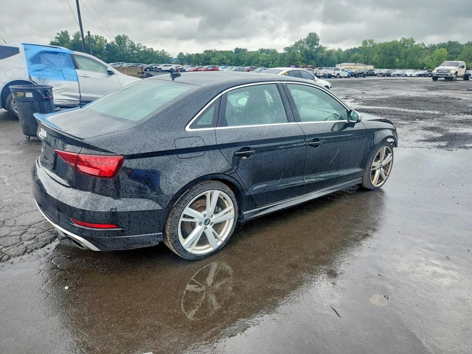 2018 AUDI RS3 3