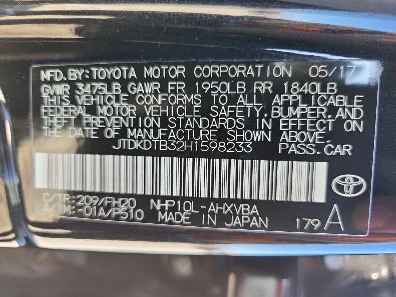 2017 TOYOTA PRIUS C ONE 12