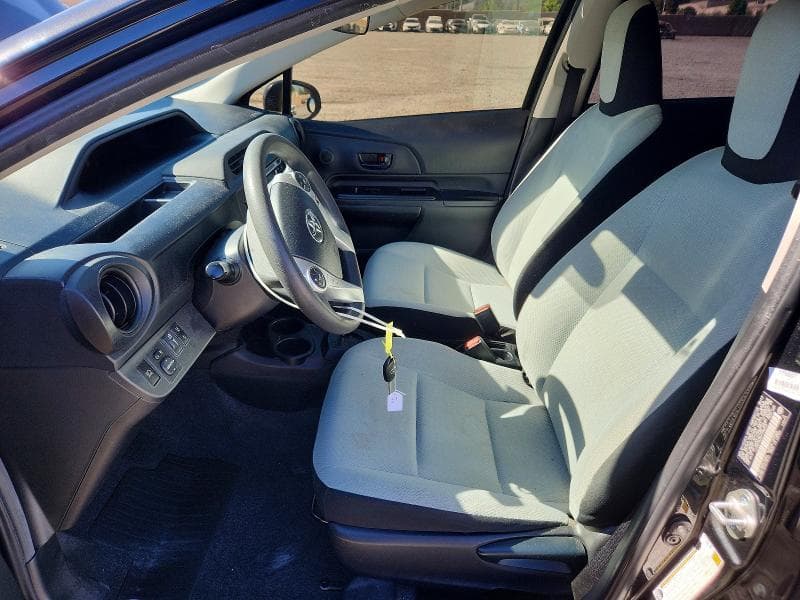 2017 TOYOTA PRIUS C ONE 7