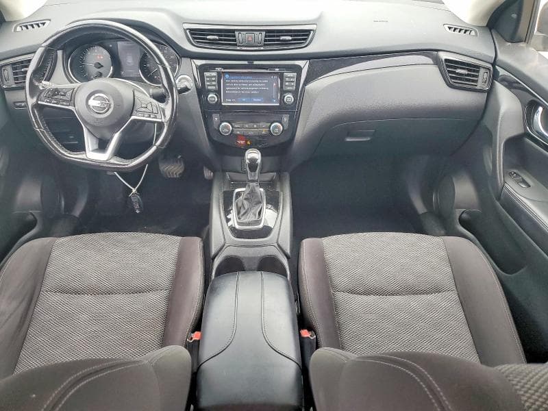 2017 NISSAN ROGUE SPORT SV 8