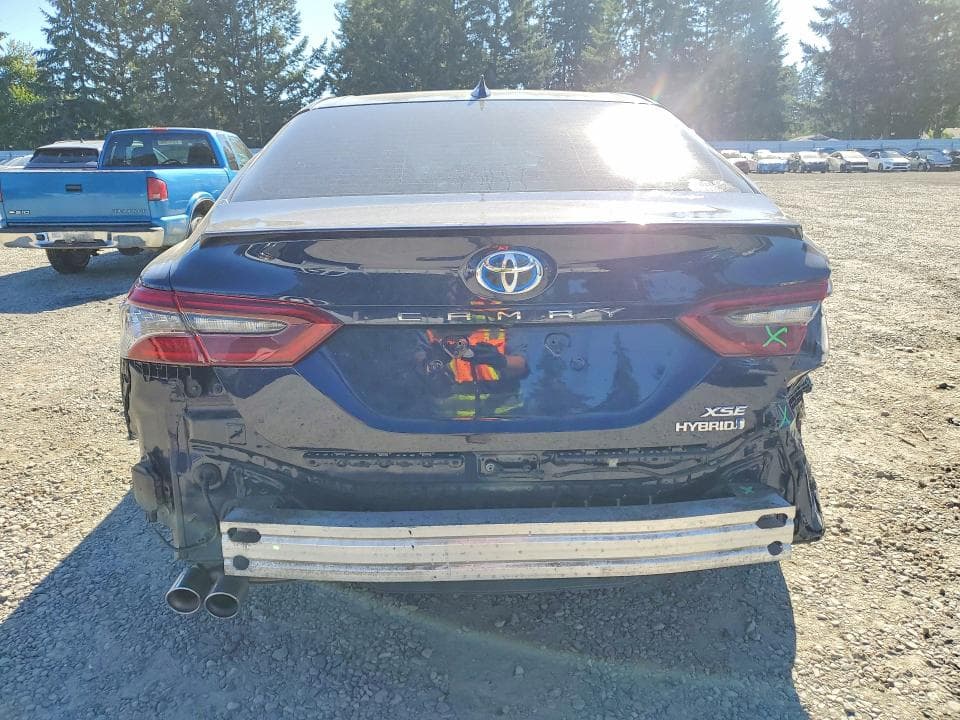 2022 TOYOTA CAMRY XSE 6