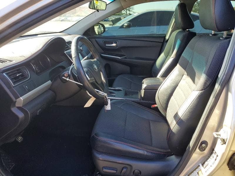 2017 TOYOTA CAMRY SE 7