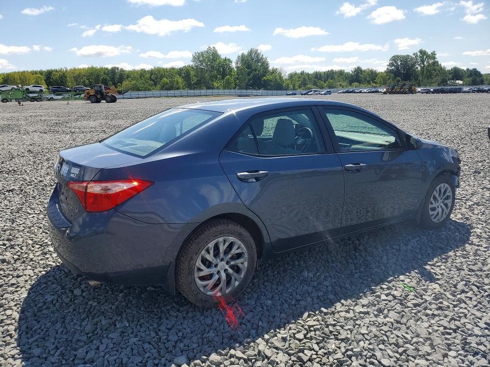 2018 TOYOTA COROLLA LE 3