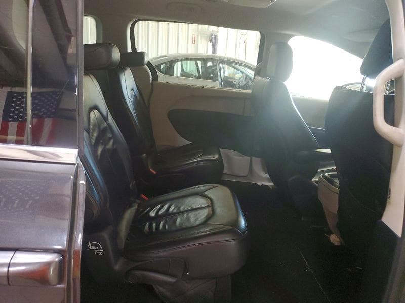 2017 CHRYSLER PACIFICA 11