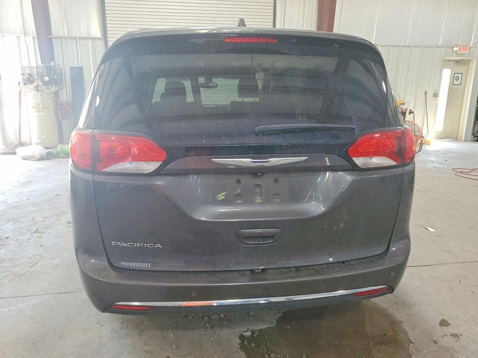 2017 CHRYSLER PACIFICA 6