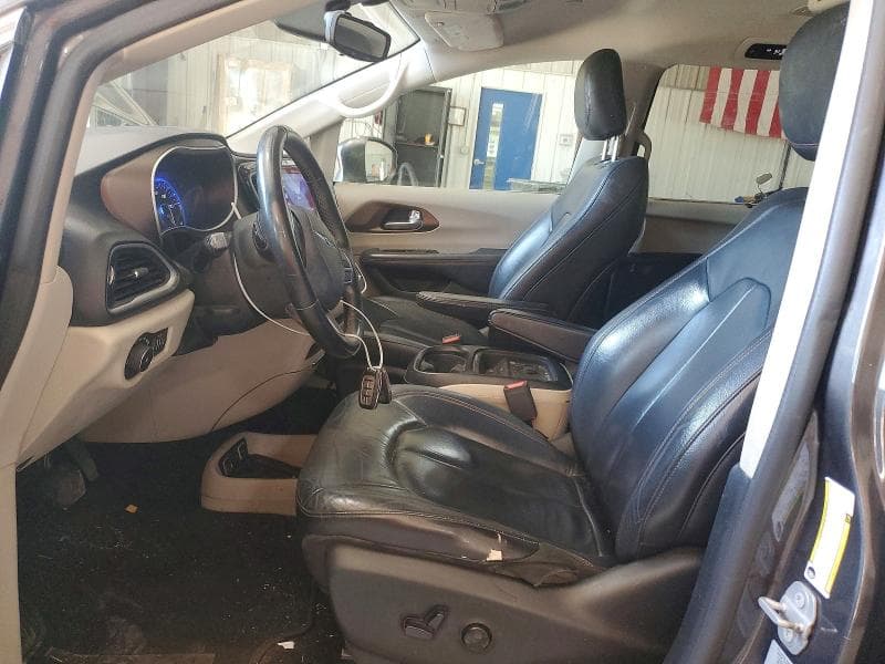 2017 CHRYSLER PACIFICA 7