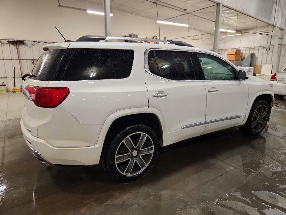 2017 GMC ACADIA DENALI 3