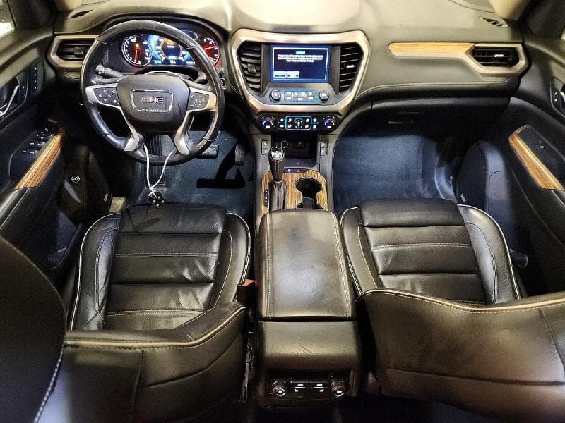2017 GMC ACADIA DENALI 8