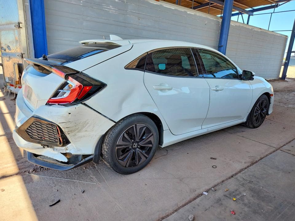 2017 HONDA CIVIC EX 3