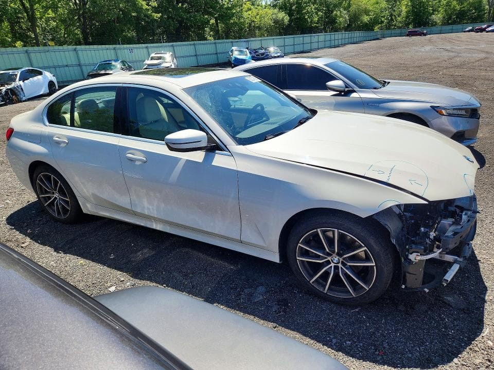 2020 BMW 330XI 4