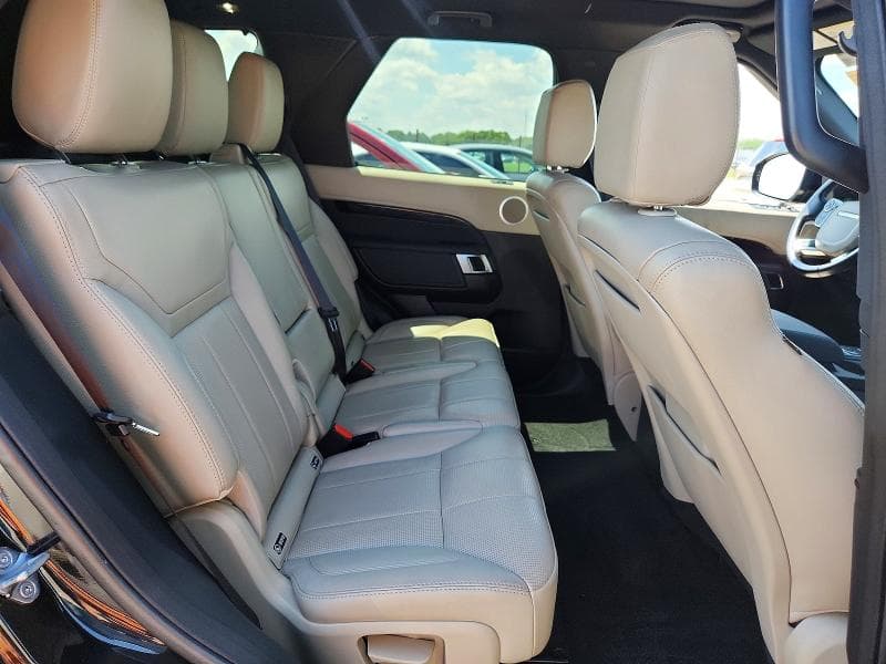 2018 LAND ROVER DISCOVERY SE 11