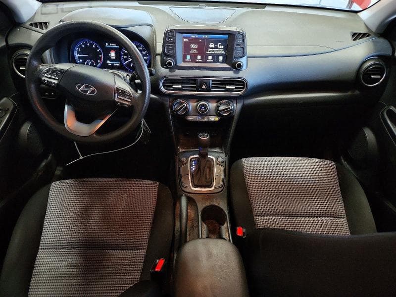 2021 HYUNDAI KONA SE 8
