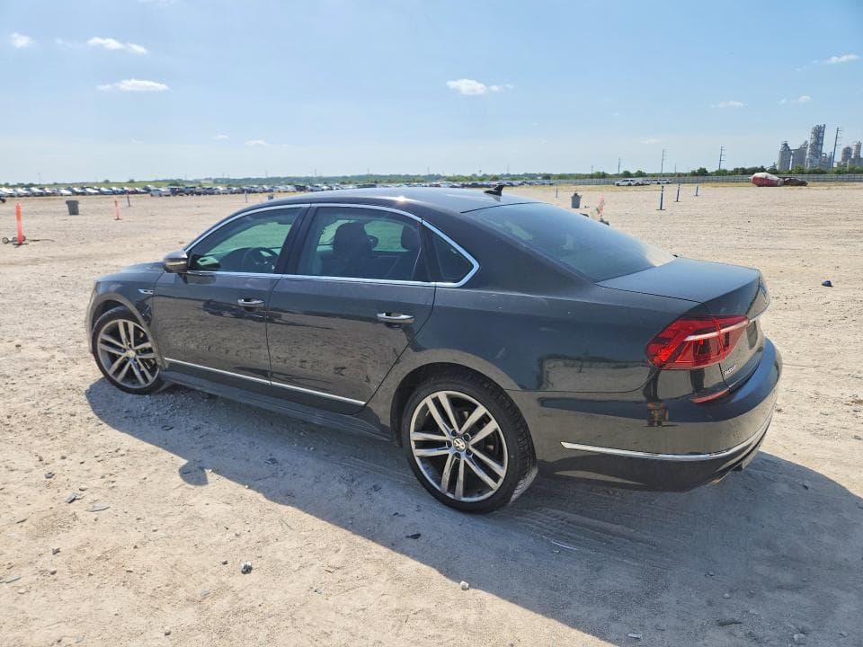 2017 VOLKSWAGEN PASSAT R-LINE 2