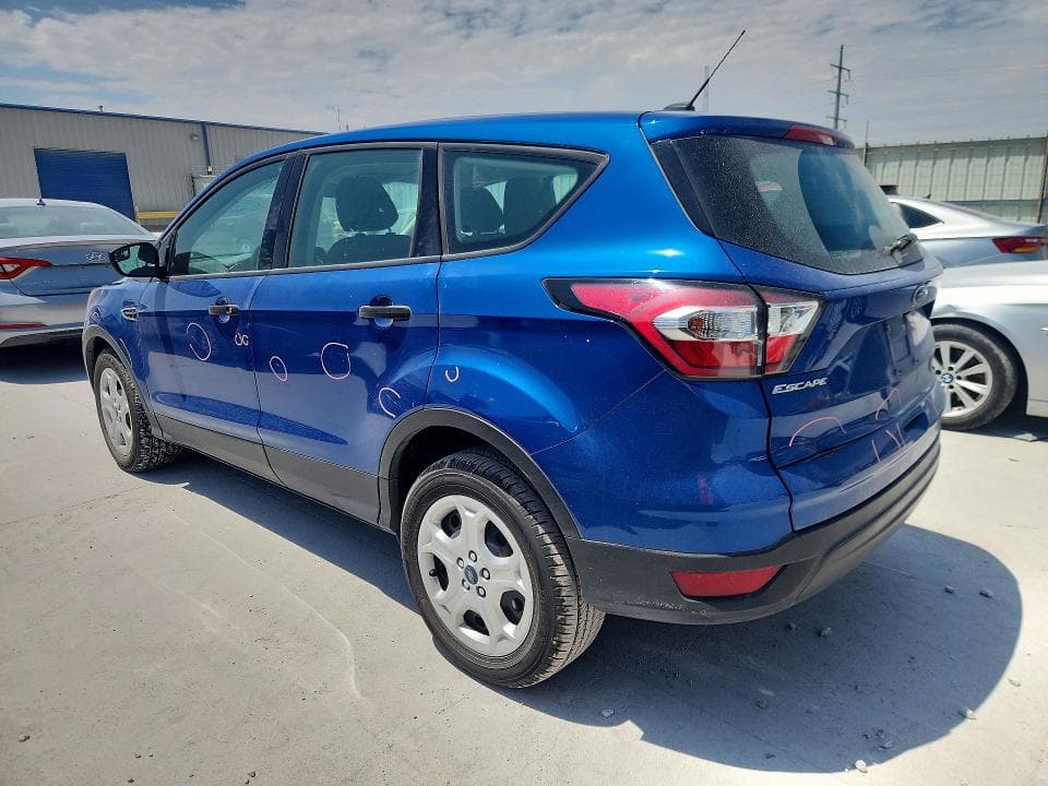 2017 FORD ESCAPE S 2