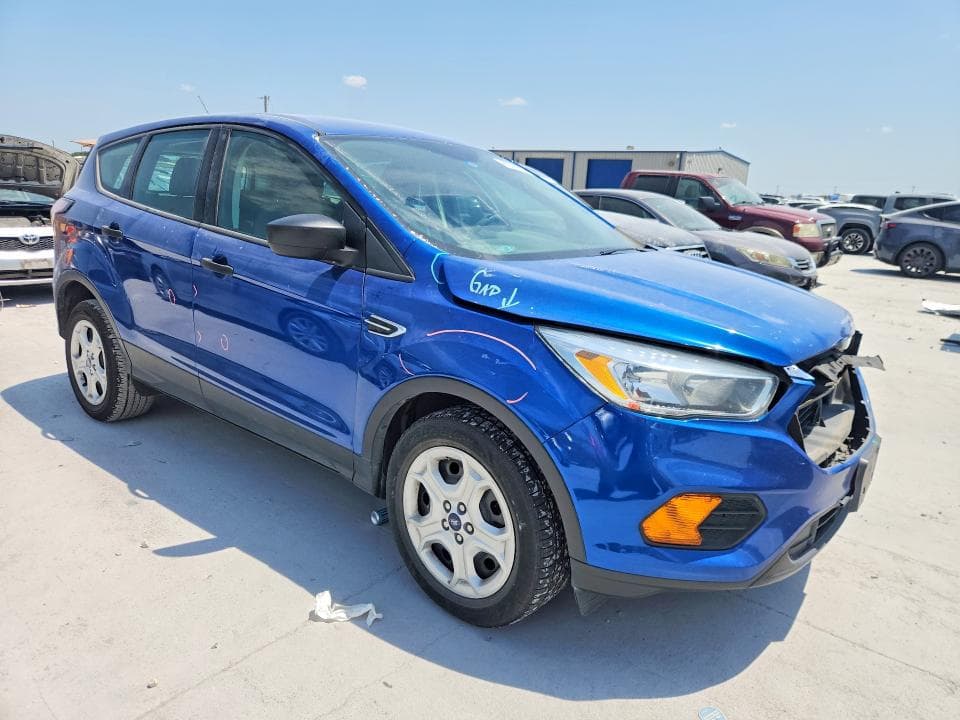 2017 FORD ESCAPE S 4