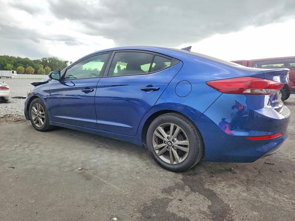2017 HYUNDAI ELANTRA SE 2
