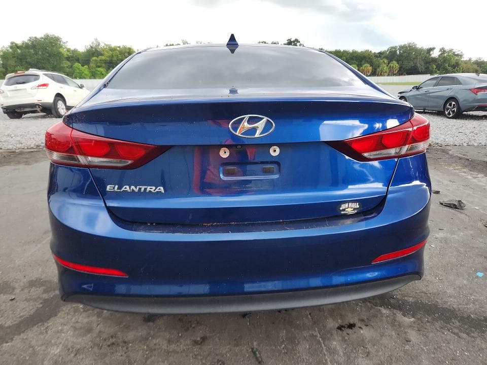 2017 HYUNDAI ELANTRA SE 6