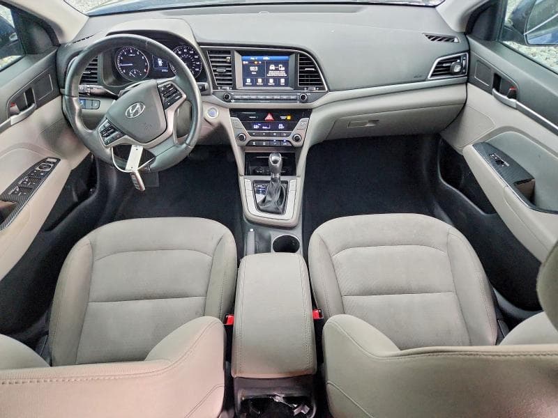2017 HYUNDAI ELANTRA SE 8