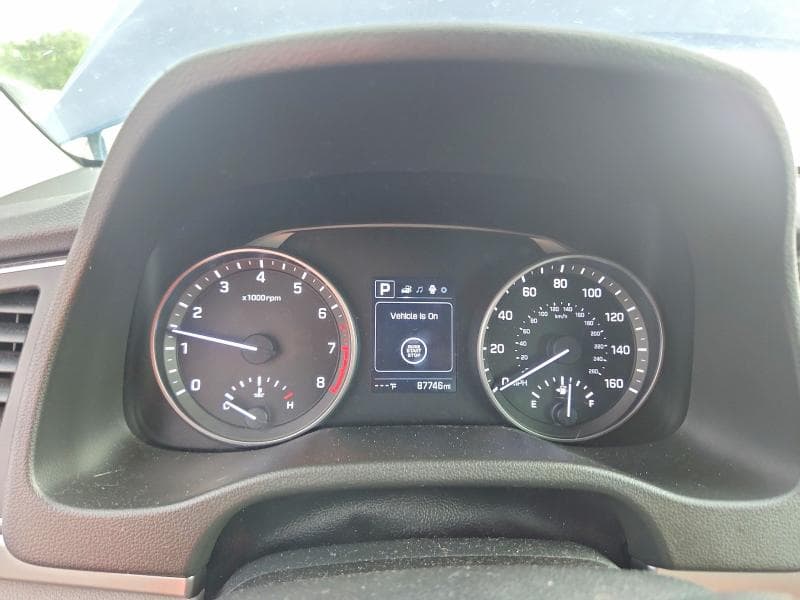 2017 HYUNDAI ELANTRA SE 9