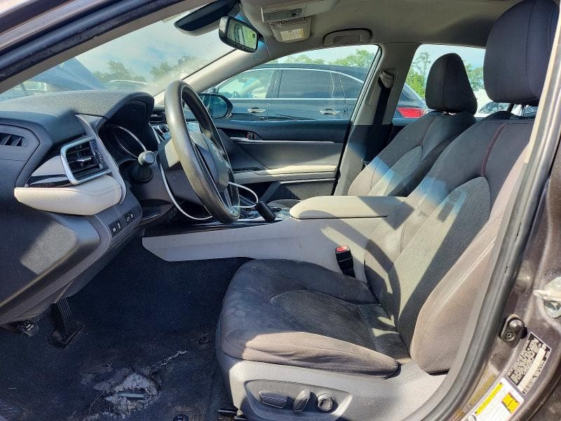 2018 TOYOTA CAMRY LE 7