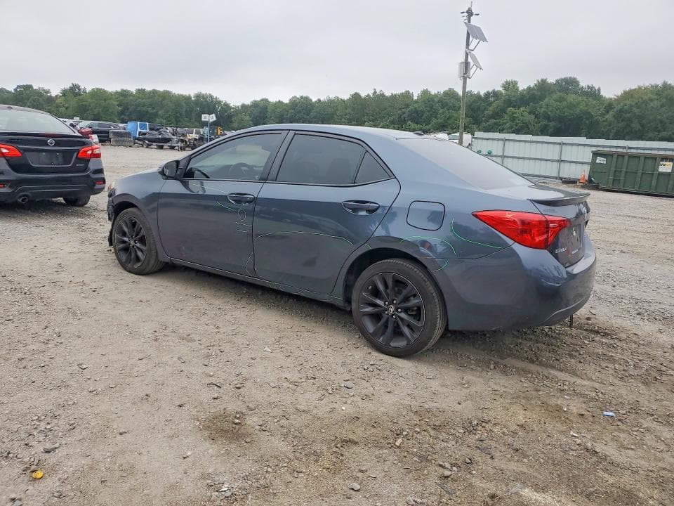 2017 TOYOTA COROLLA SE 2