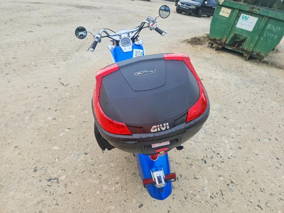 2022 HONDA VT750 C 4
