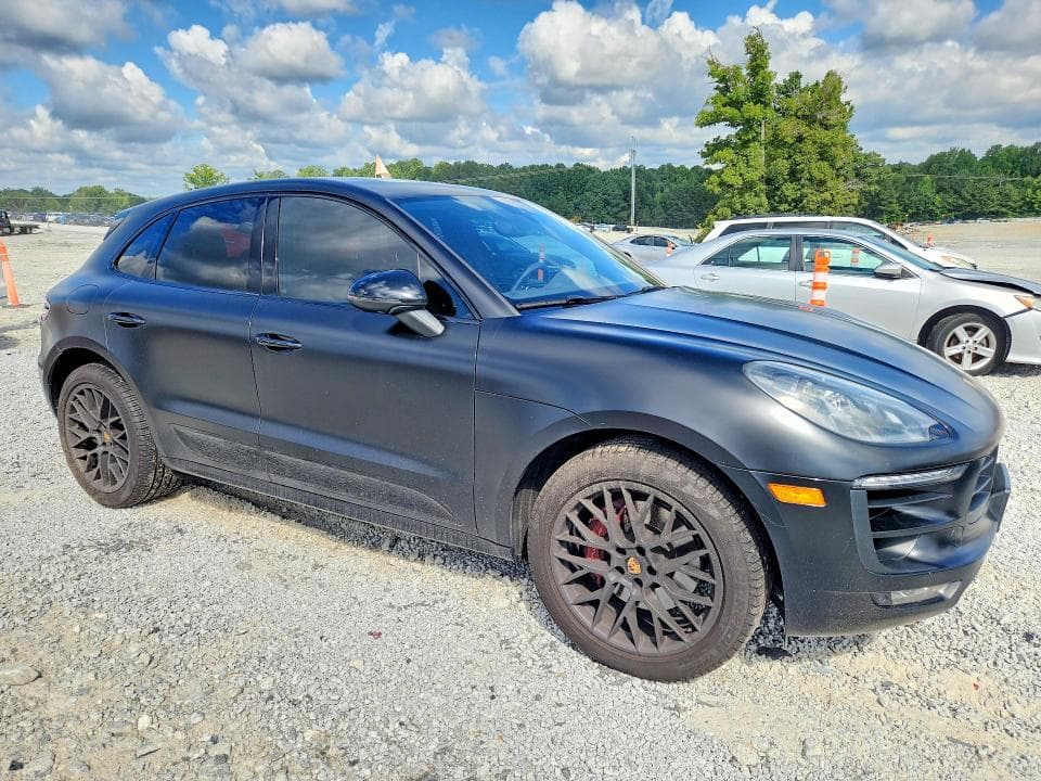 2017 PORSCHE MACAN GTS 4
