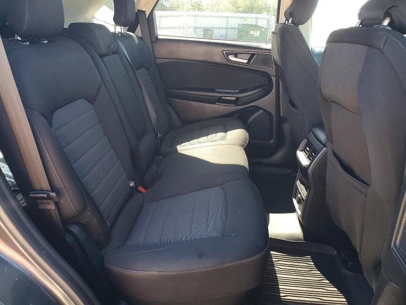 2018 FORD EDGE SE 11