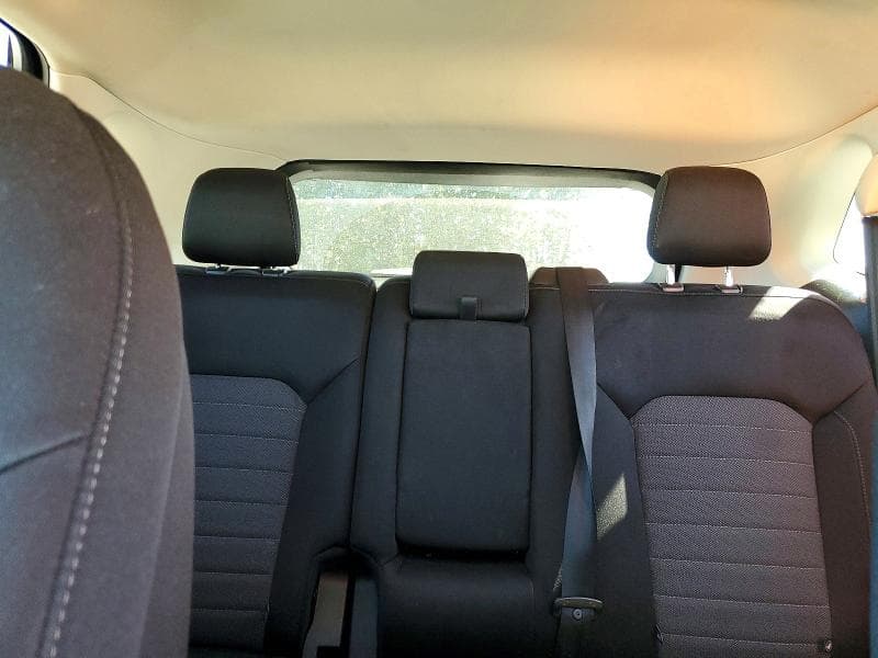 2018 FORD EDGE SE 10