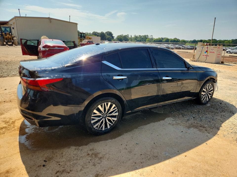 2025 NISSAN ALTIMA SV 3