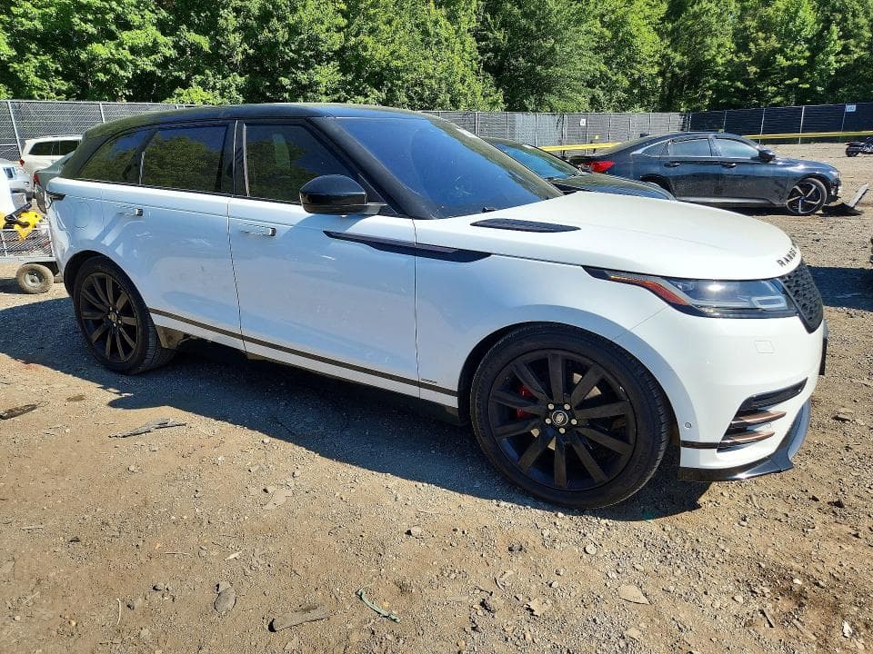 2018 LAND ROVER RANGE ROVER VELAR R-DYNAMIC HSE 4
